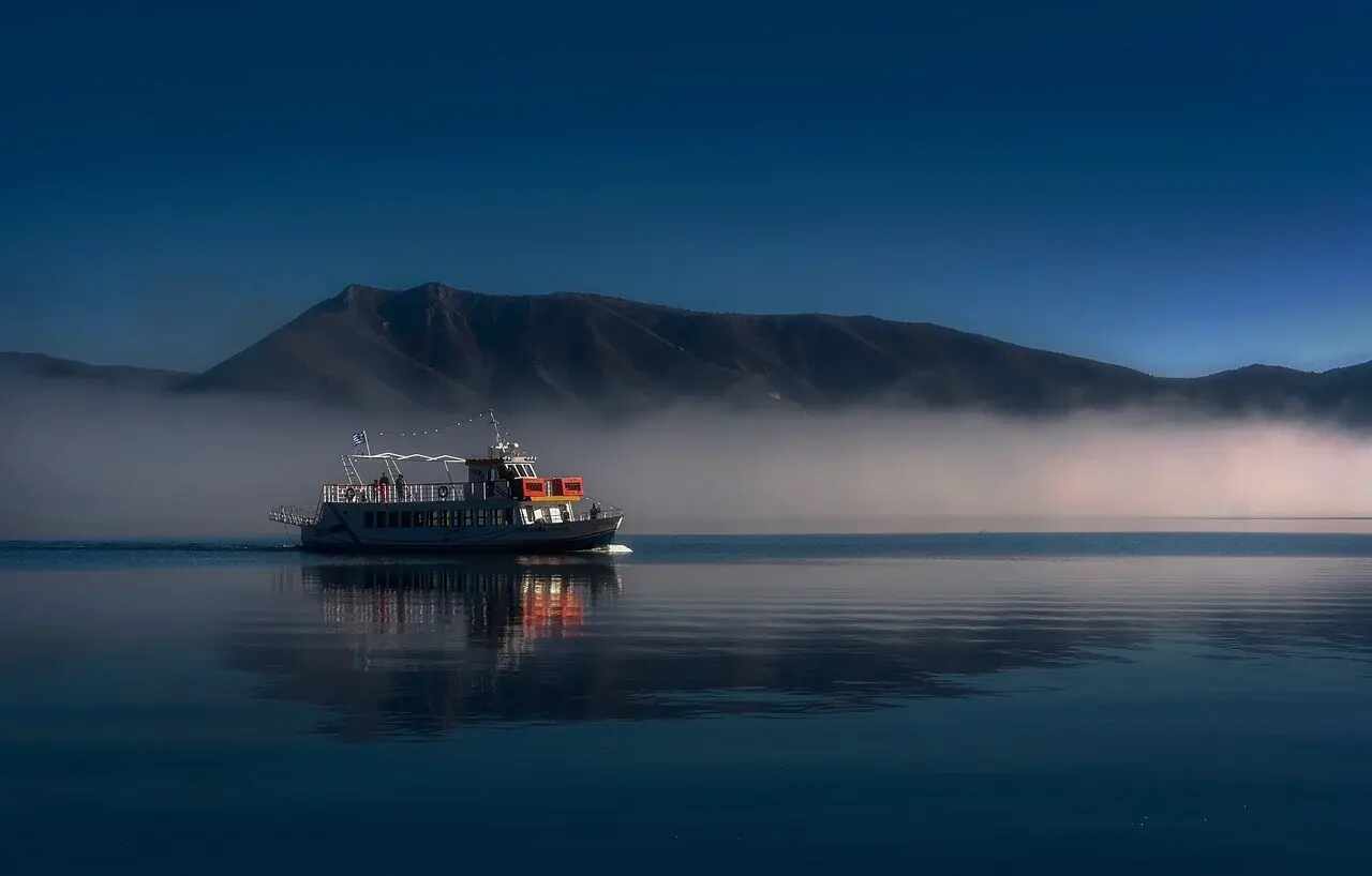 豪鹏科技：2025年净利润同比最高增长超140%