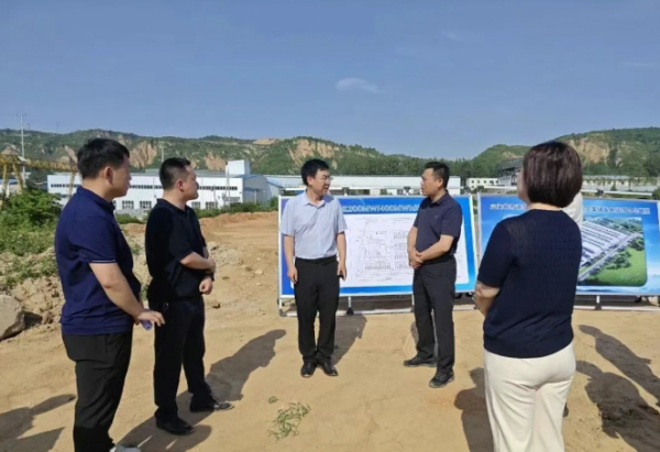 李平区长赴200MW/400MWh共享储能电站项目现场调研督导项目建设工作