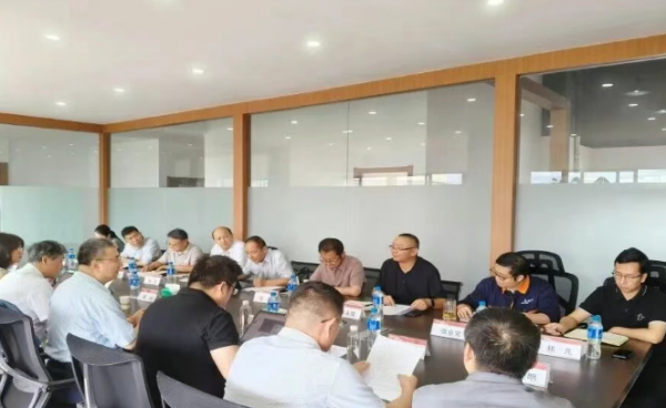 清华大学调研组赴配售电公司开远源网荷储一体化项目调研座谈