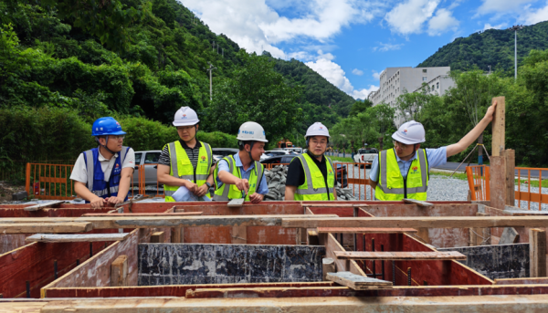 秦岭终南山隧道用户侧分布式储能项目加速推进并网投运准备